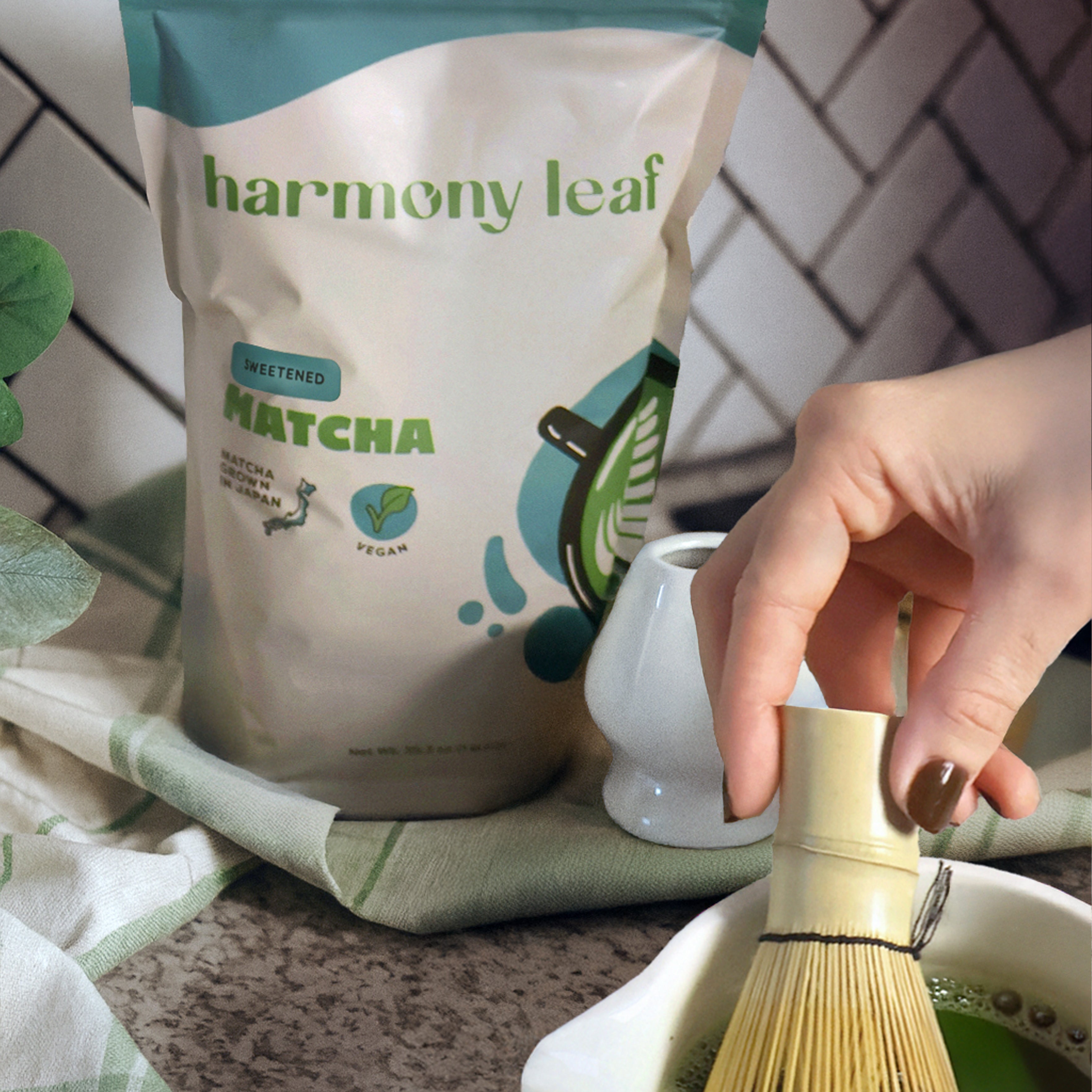 HL_SweetMatchaWhisk2_12ec3239-d2e9-4ab7-9115-6662c4ae7a63.jpg